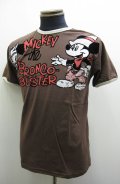 INK ミッキー＆ブロンコ Tee - Brown